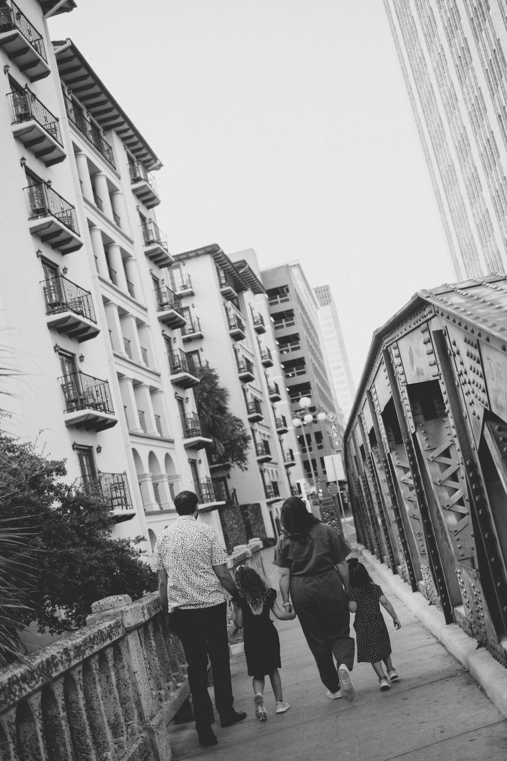 marino-made-events-family-photo-session-downtown-san-antonio-reverie-photography