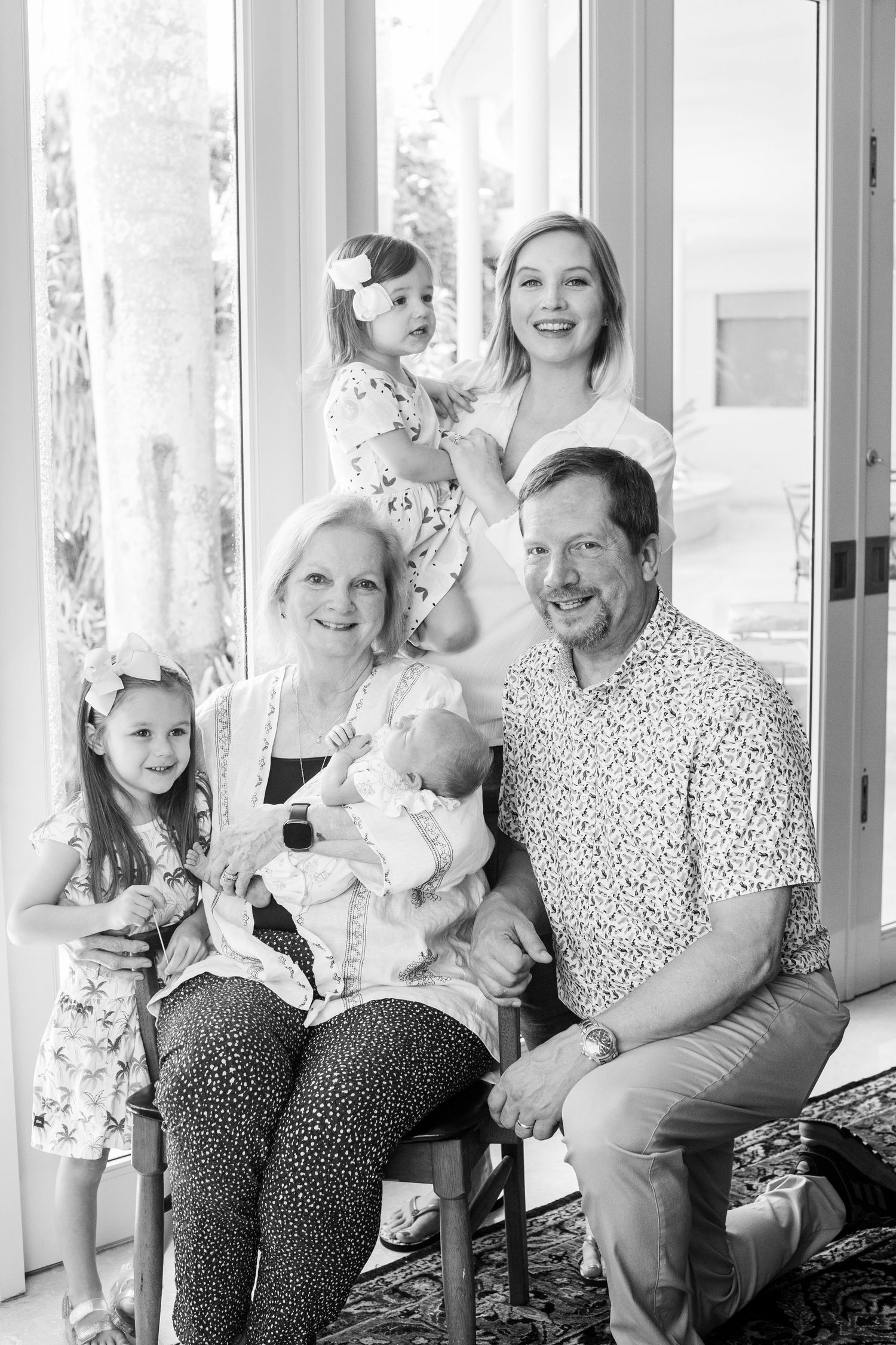 Newborn portrait. Family and baby. Guaynabo, Puerto Rico.