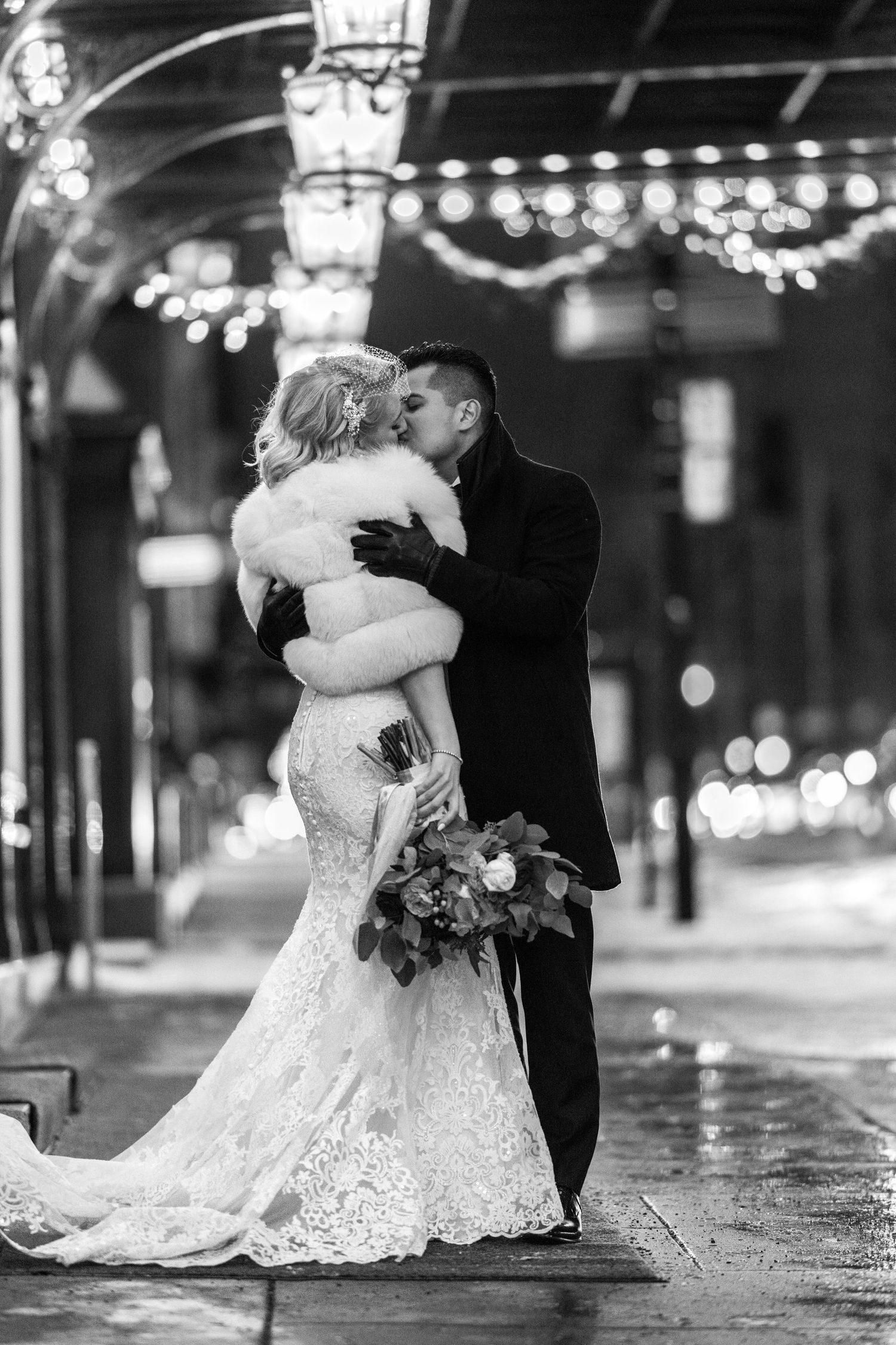 T-Gonzalez, Quebec wedding photographer and videographer duo capturing elegant weddings in the Laurentians.