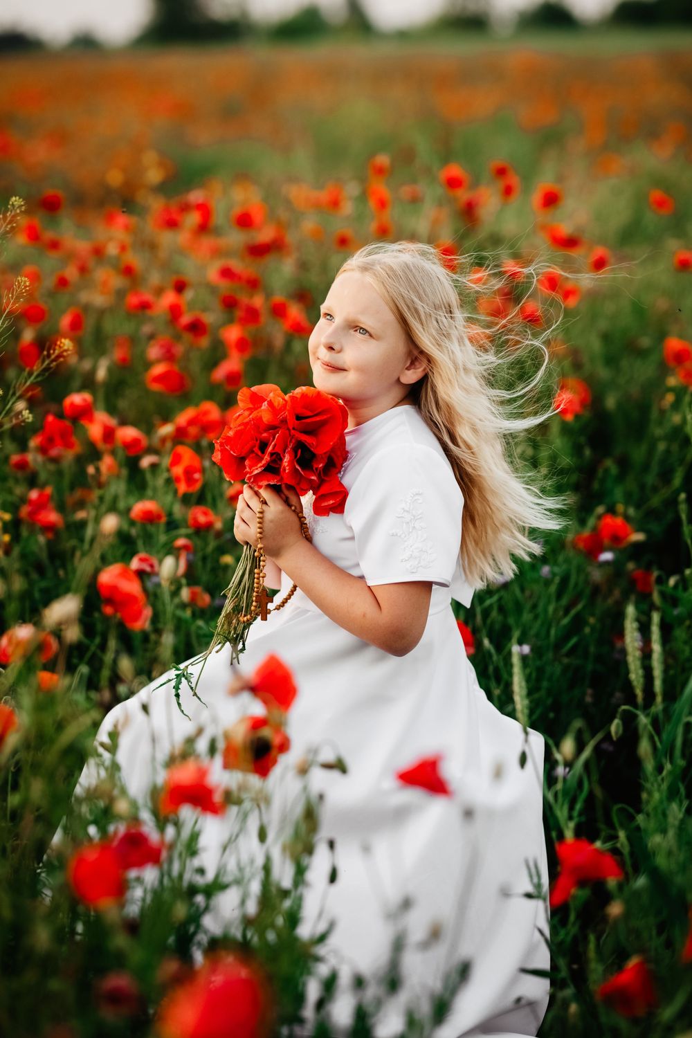 Zdjęcia komunijne Świdnik – naturalne kadry rodzinne

Fotograf komunia Świdnik – pamiątkowe zdjęcie po uroczystości