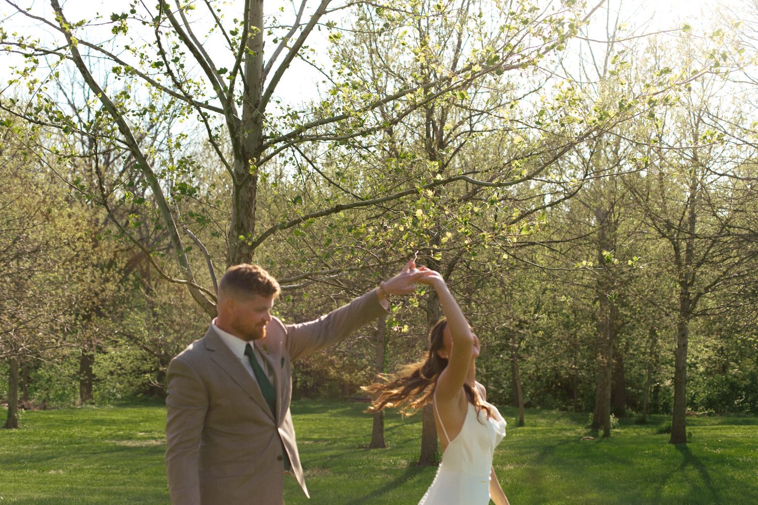 Documentary styled wedding photographer