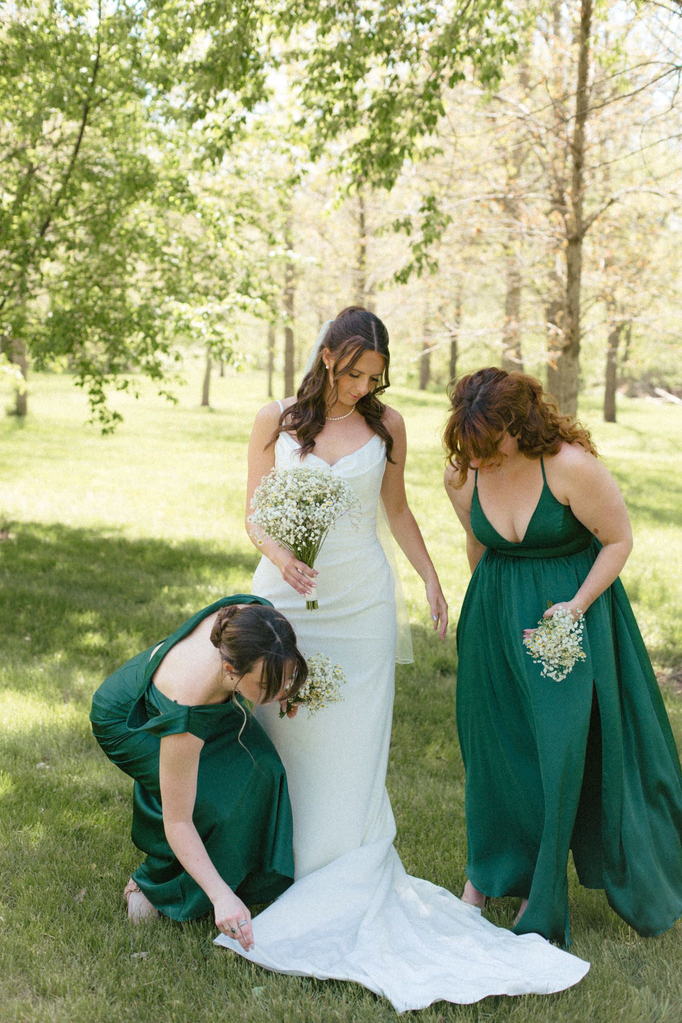 Documentary style wedding photographer, Omaha
