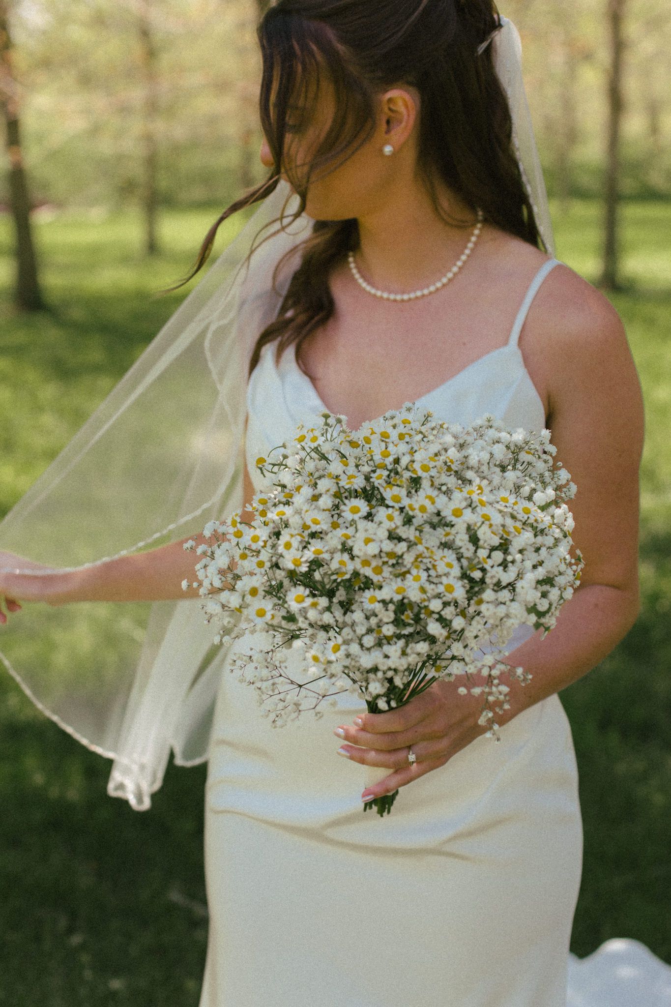 Documentary style wedding photographer, Omaha