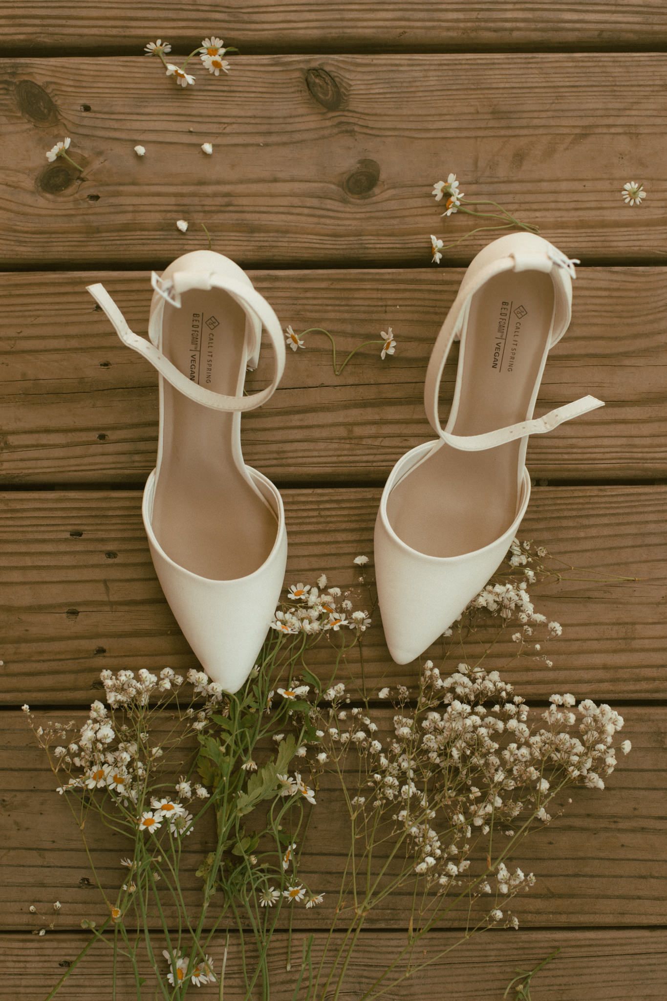 Top wedding photographers in Omaha