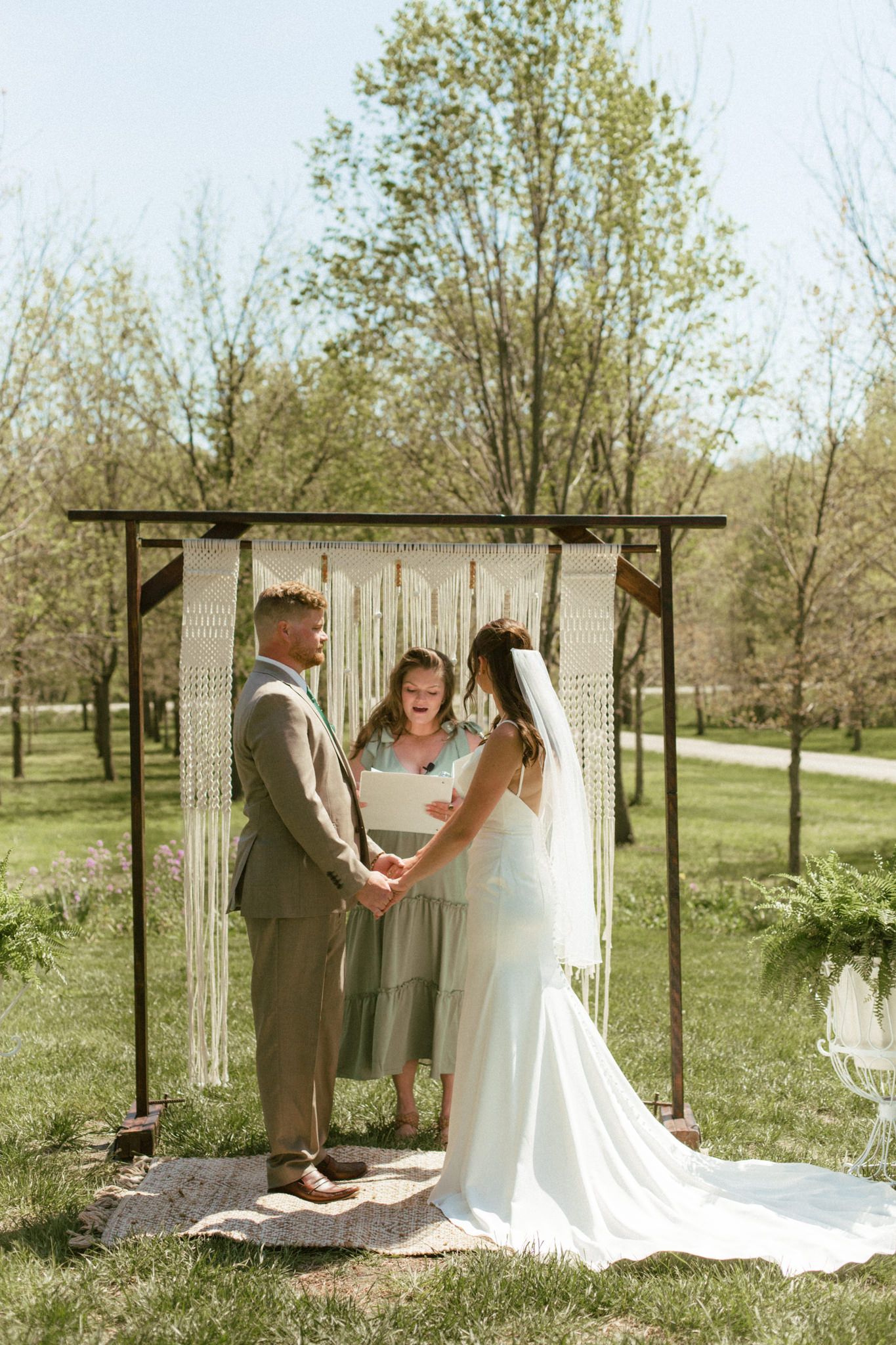 Wedding photographers in Omaha