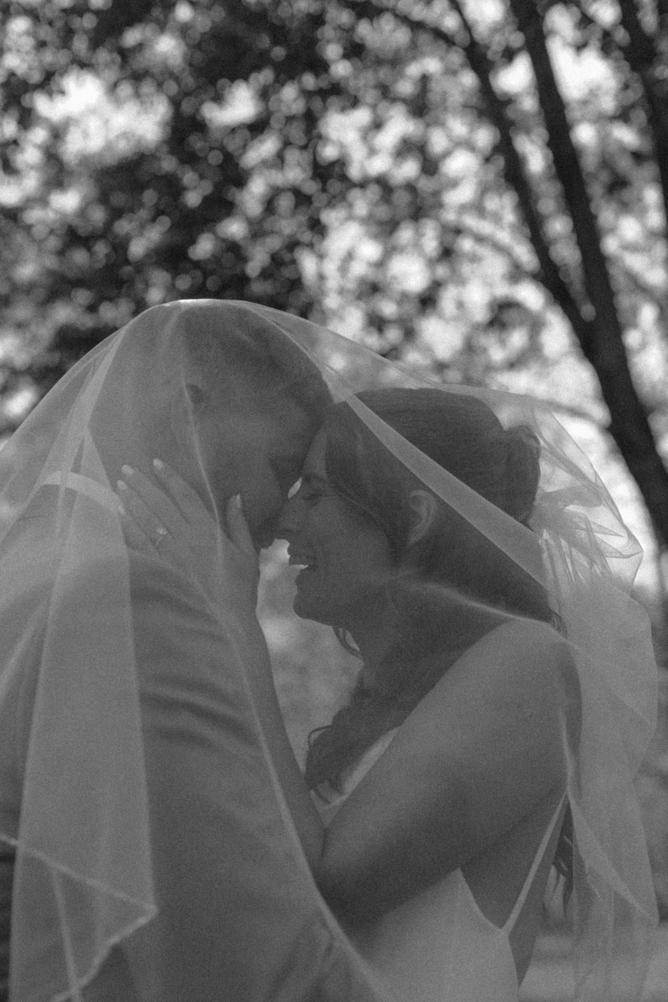 Wedding photographers in Omaha