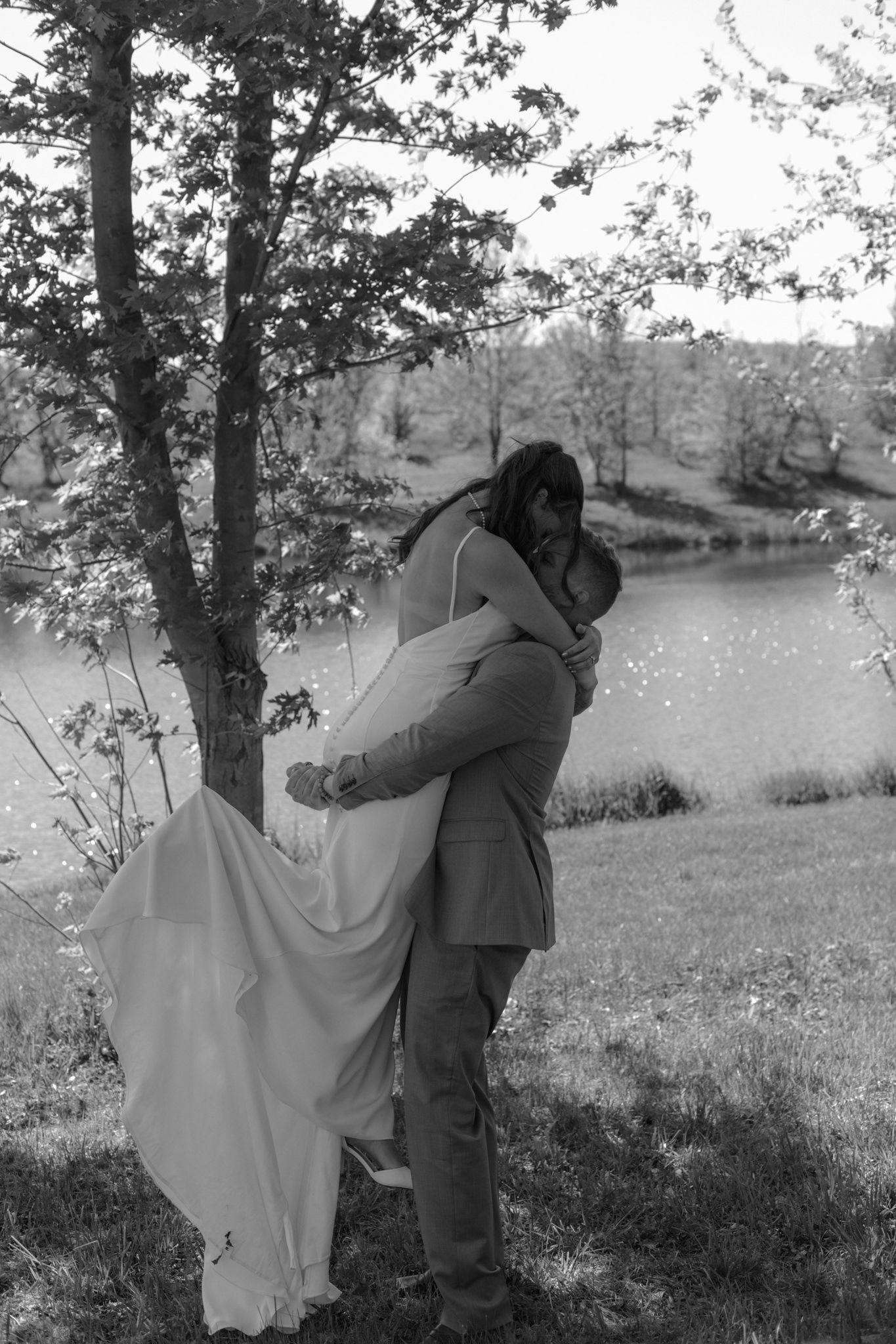 Documentary styled wedding photographer