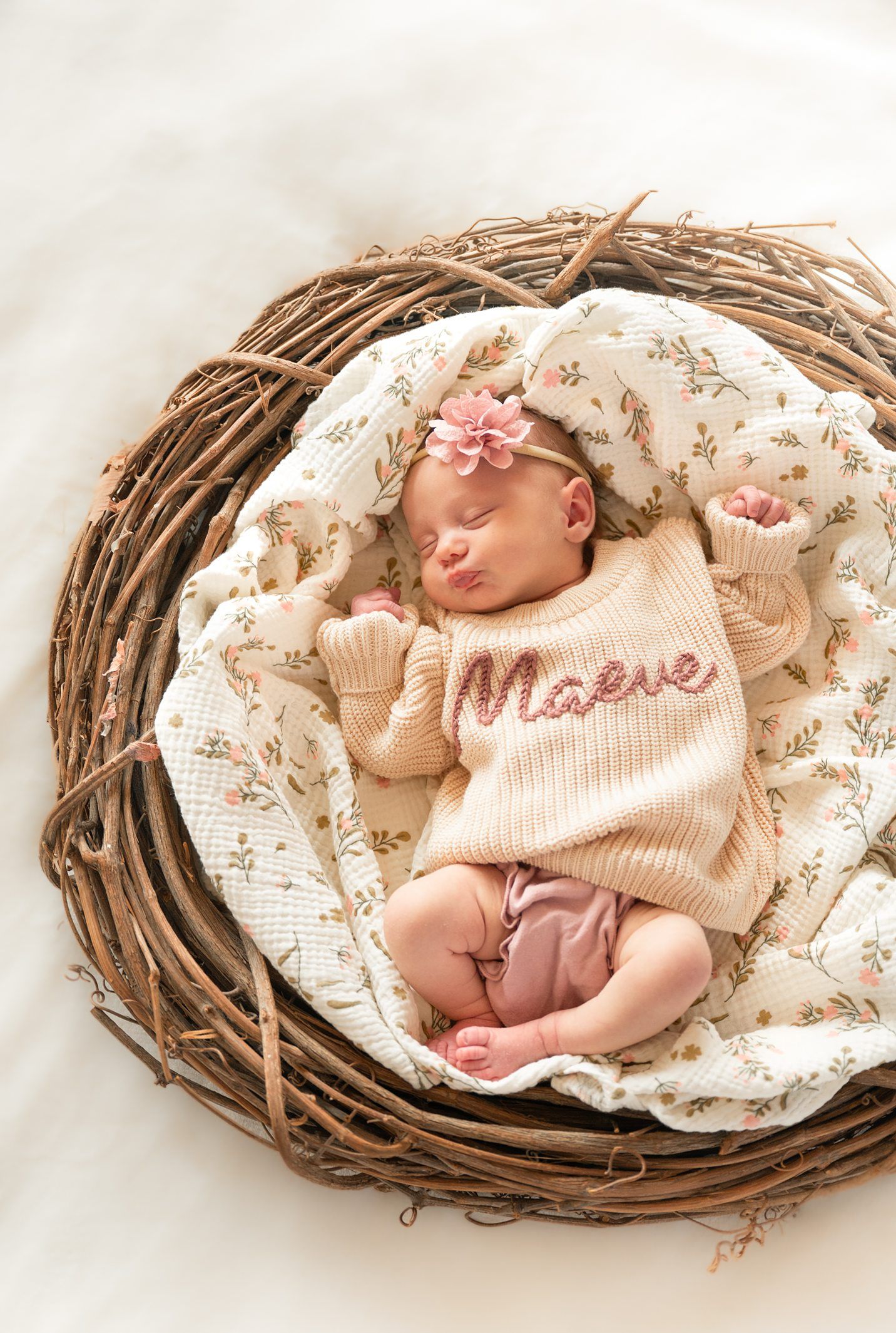 Newborn baby girl in Natural Light Studio by Bartlesville newborn and family photographer Kristi Bray Photography