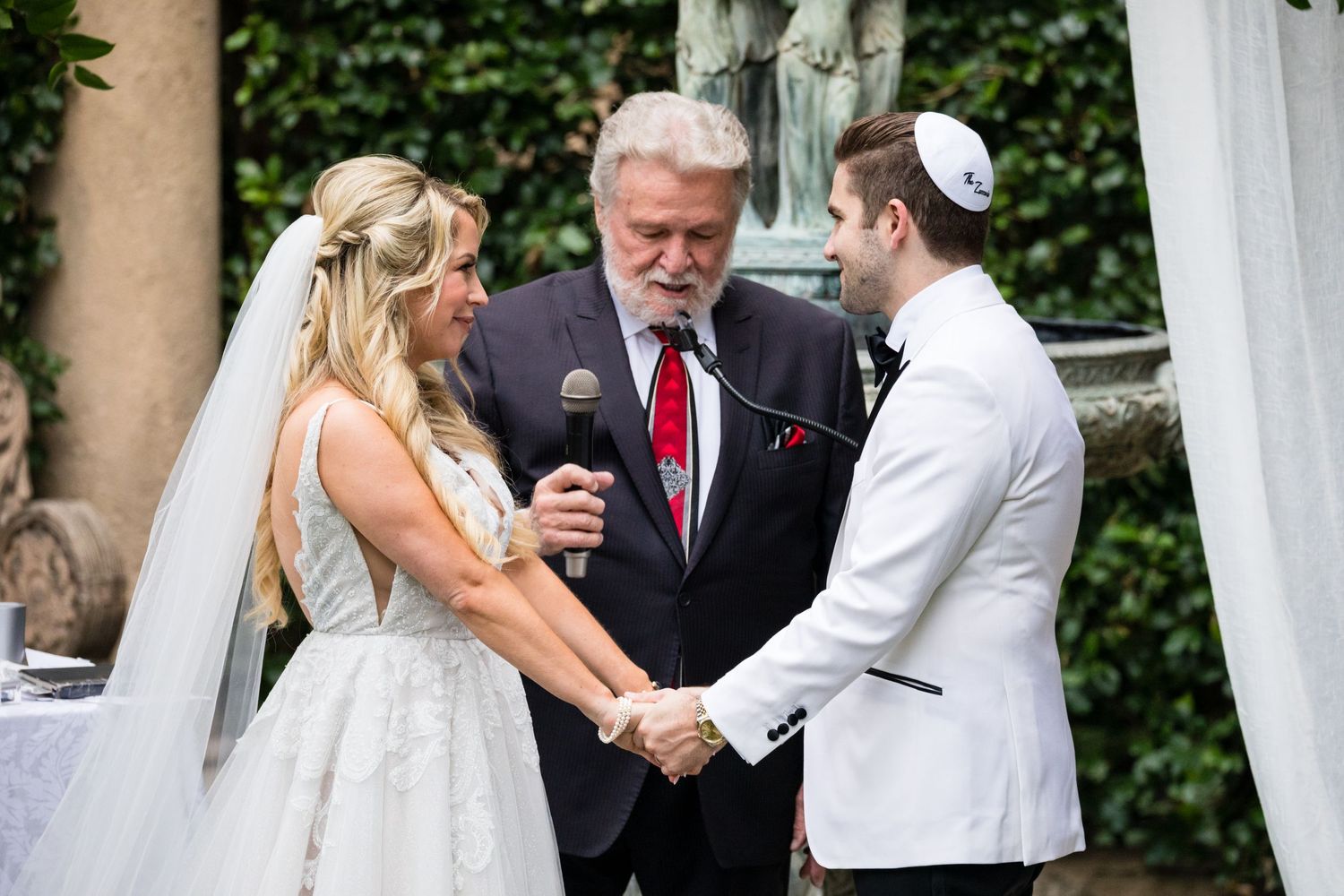 Ashley + Jarred | Zuccari Wedding | © Carly Arnwine Photography | PriscillaMBeauty | RSVP Catering | The Vow Boutique | Flowers at 38