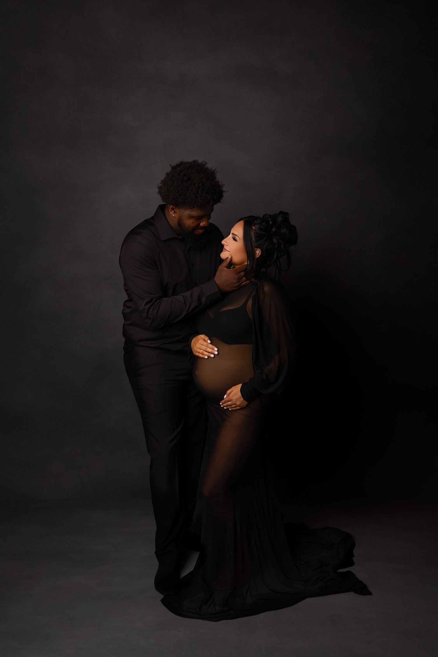 Fine Art Maternity Photographer in Marion Indiana