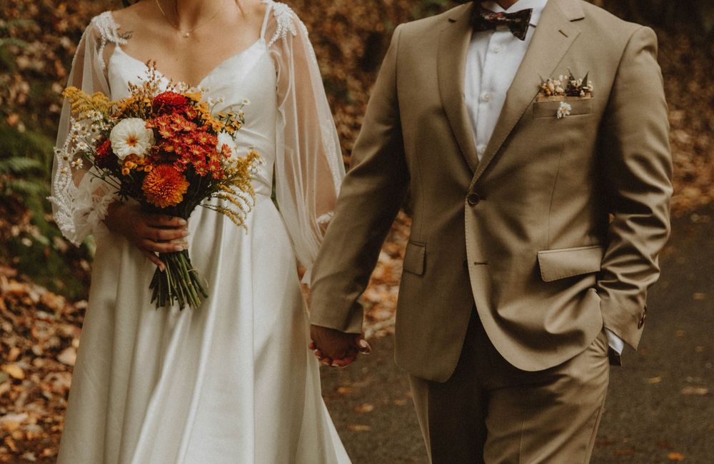 Anchor Village Wedding Shippenville, PA, Pittsburgh Wedding Photographer, Moody Fall Modern Industrial Boho, Indiana PA