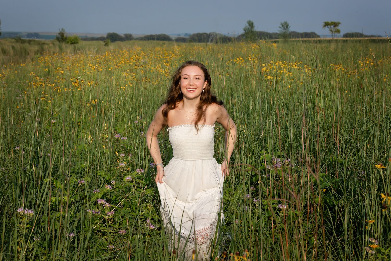 Sioux Falls flower fields for senior portraits, South Dakota flower fields, flowers for senior girl's photo shoot, Sioux Falls Senior Photos