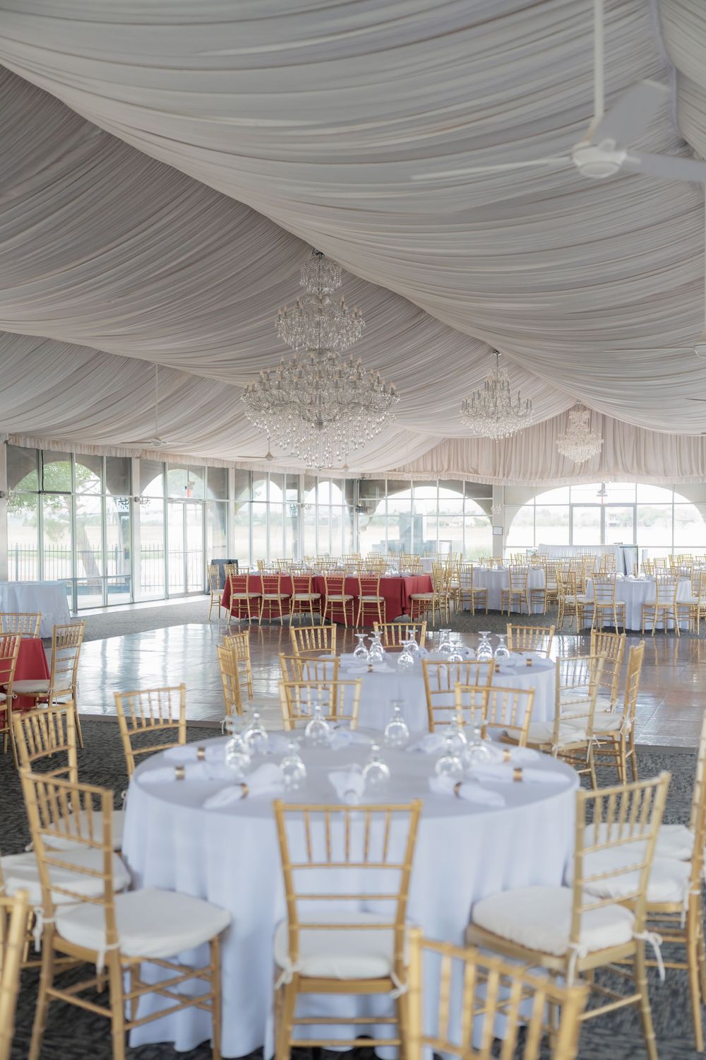 Wedding photographer at Grace Gardens in El Paso, TX
