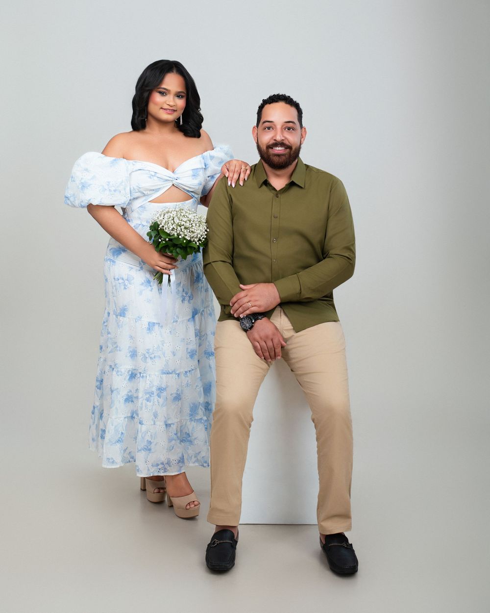 Fotografía de boda en fondo blanco republica dominicana minimalismo color verde
