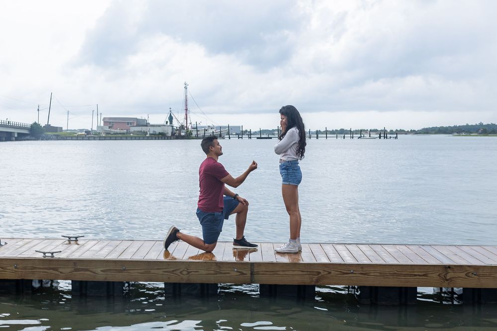 ENGAGEMENT PHOTOGRAPHY BY SAMANTHA ANN PHOTO STUDIO IN SWANSBORO NC NEAR EMERALD ISLE BEACH SURPRISE PROPOSAL PHOTOS