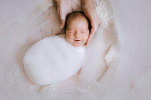 Classic neutral newborn photography - Springfield, MO.