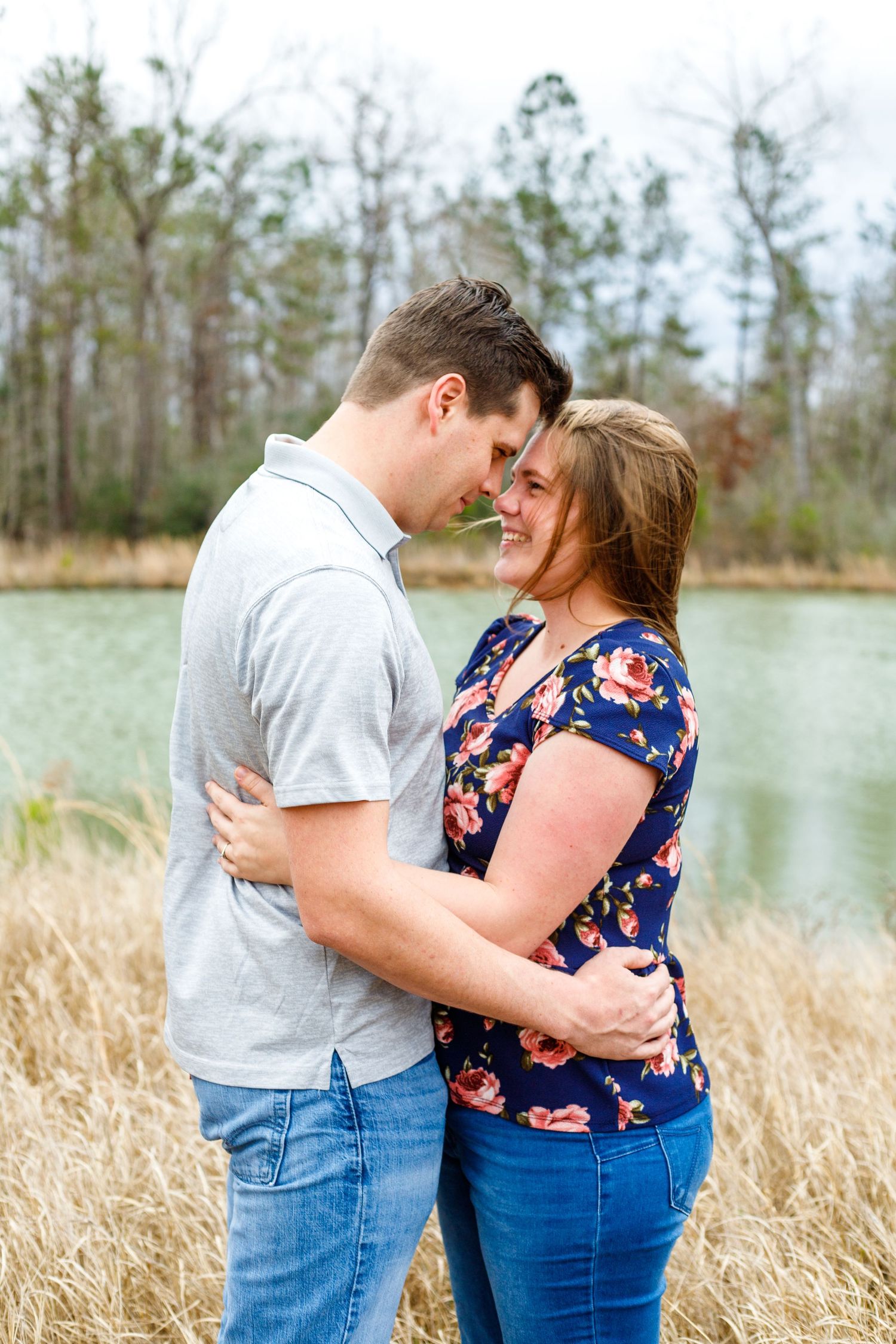 intimate embrace between mom and dad