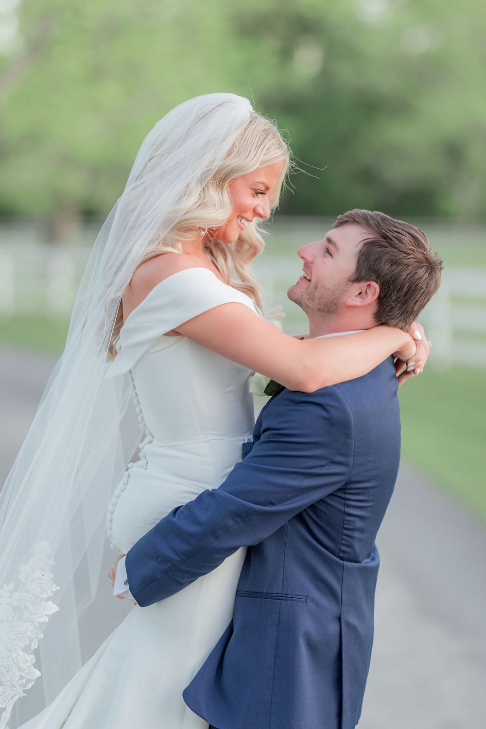 Wedding photographer in Valdosta Georgia.