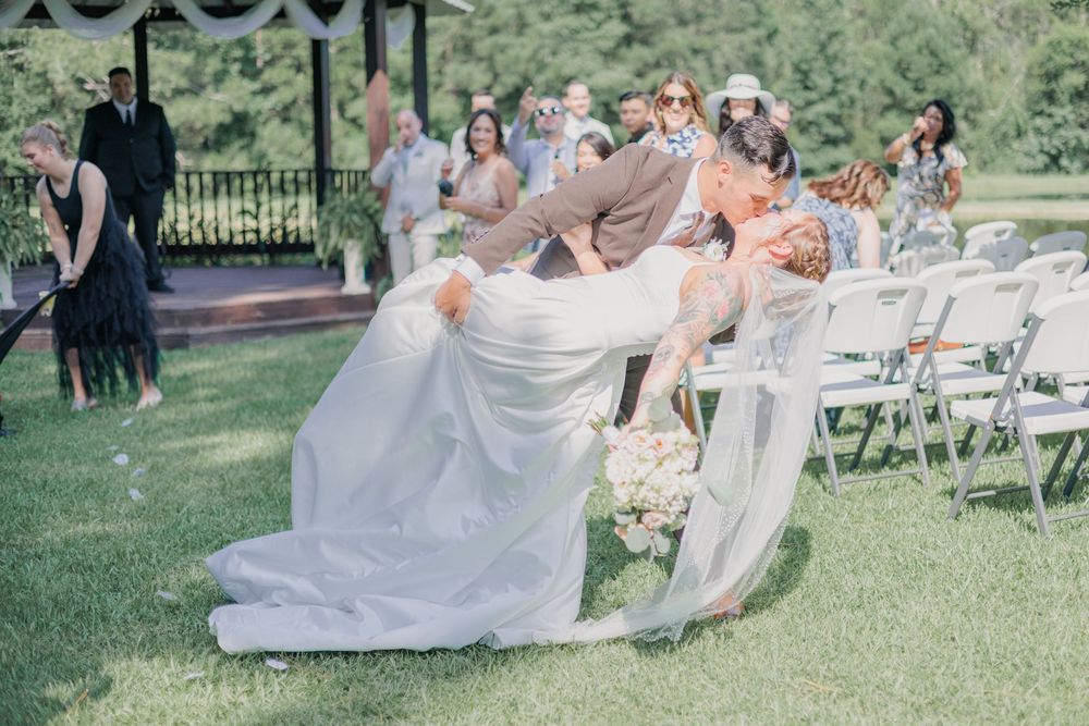 Wedding photographer in Valdosta Georgia.