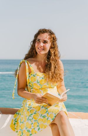 Authentic lifestyle photography capturing vibrant moments and natural scenes in Costa del Sol, Marbella, Nerja, Málaga, by Robert Centurion.