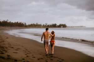 shooting-couple-iledelareunion-photographe-plage