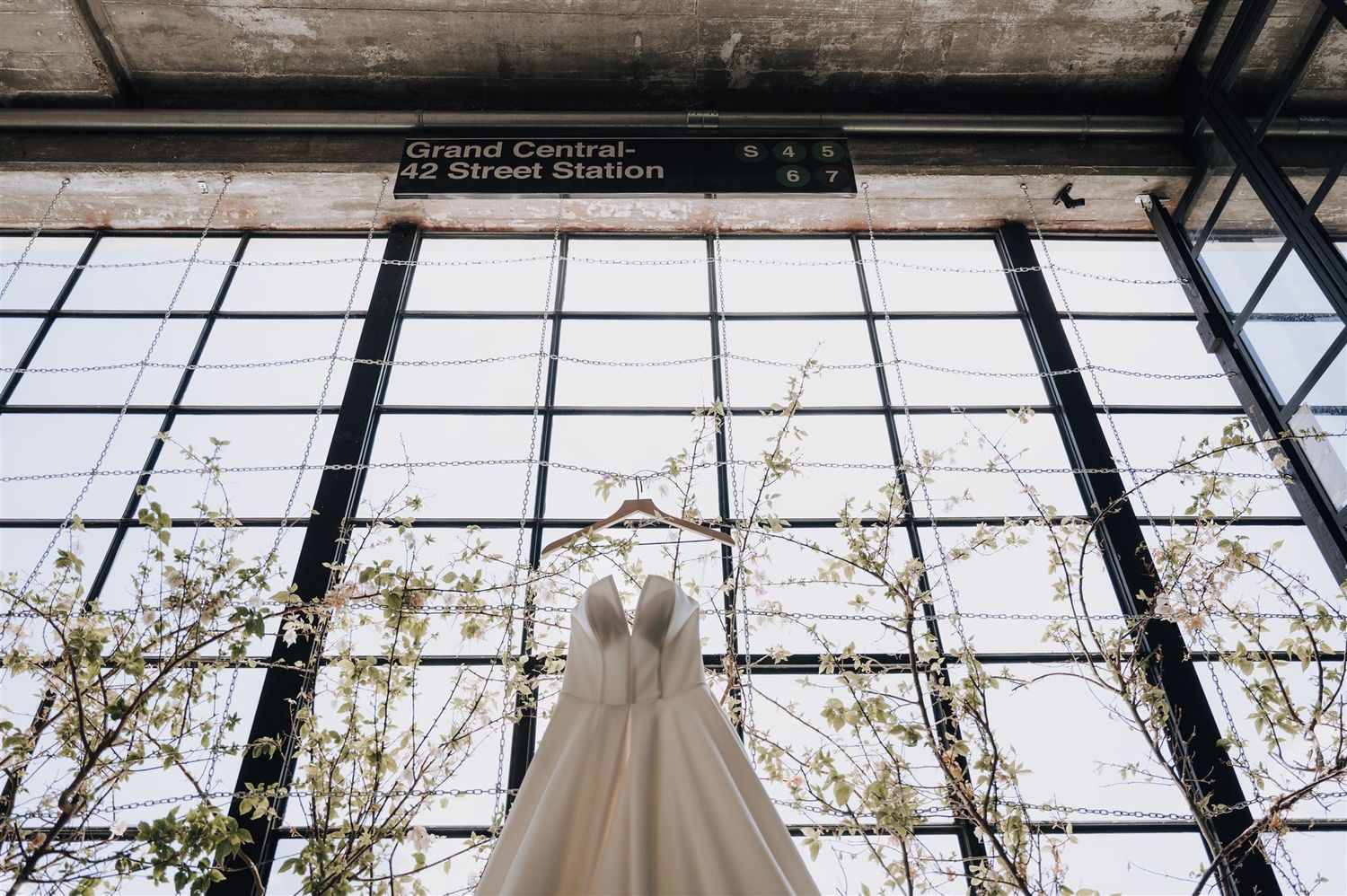 Modern wedding at The Astorian in Houston, Tx. Brides dress is from Anna Be Bridal.