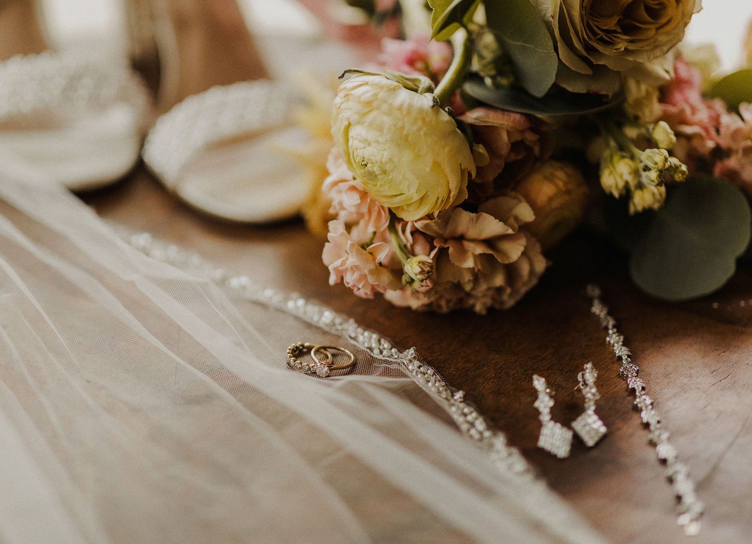 E Noelle Photography in-home wedding in Hidden Hills Los Angeles, bride ring and jewelry detail shot