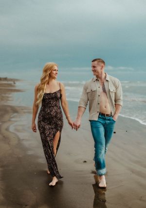 Virginia family photographer
Fredericksburg VA
Stafford county
Spotsylvania
Quantico 
military
couples
elopements
weddings
maternity