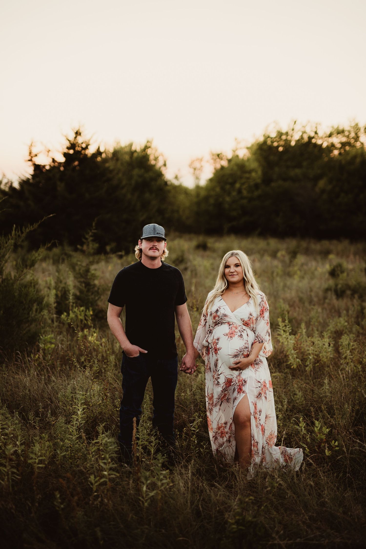 maternity portraits Wichita, maternity photography near me, professional pregnancy photoshoot