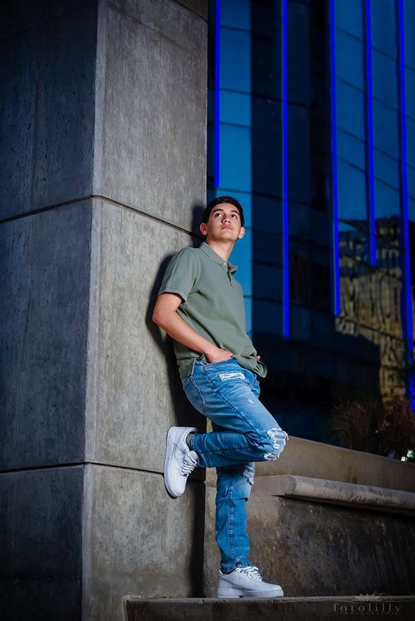 Dallas Fort Worth’s Best Senior Photographer near me DFW Senior Photography Senior Portrait Sessions in DFW fotolilly photography photos