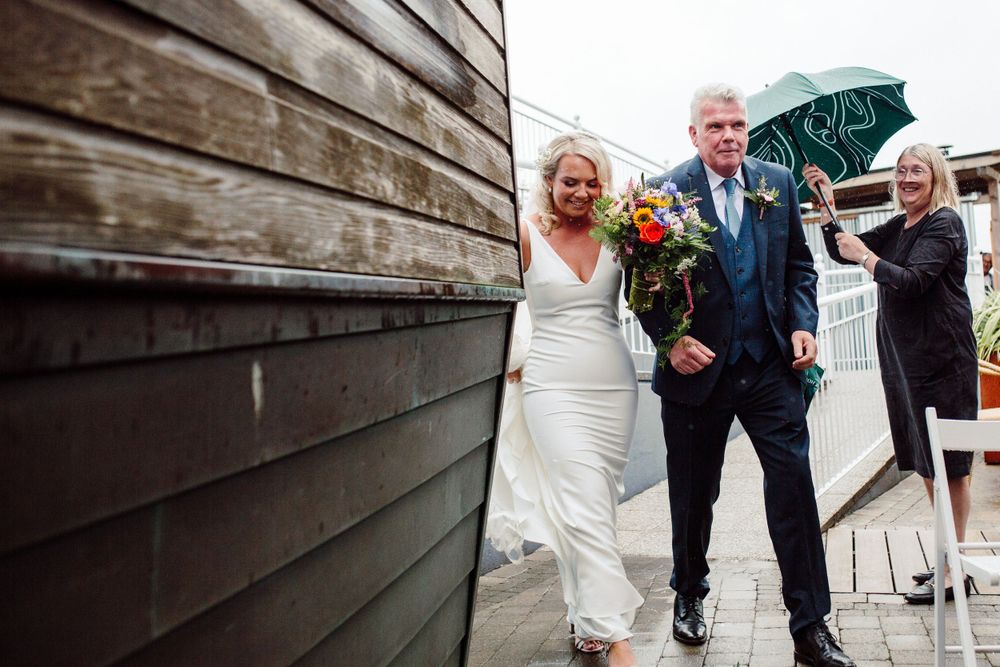 Dad and Bride arrive at Dunmore House ceremony