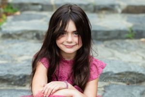 5 year old girl photo shoot, magenta dress, outdoor photo session, little girl head shot