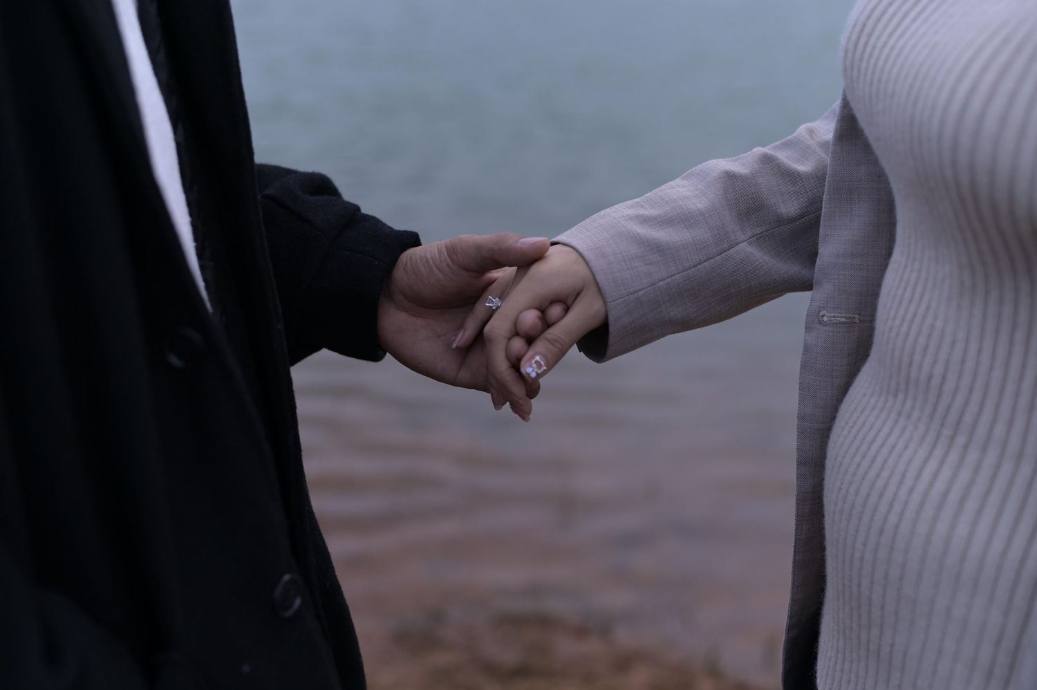 Emotional cinematic photography by Che Hoang Huy for Symphony by H Studio weddings.