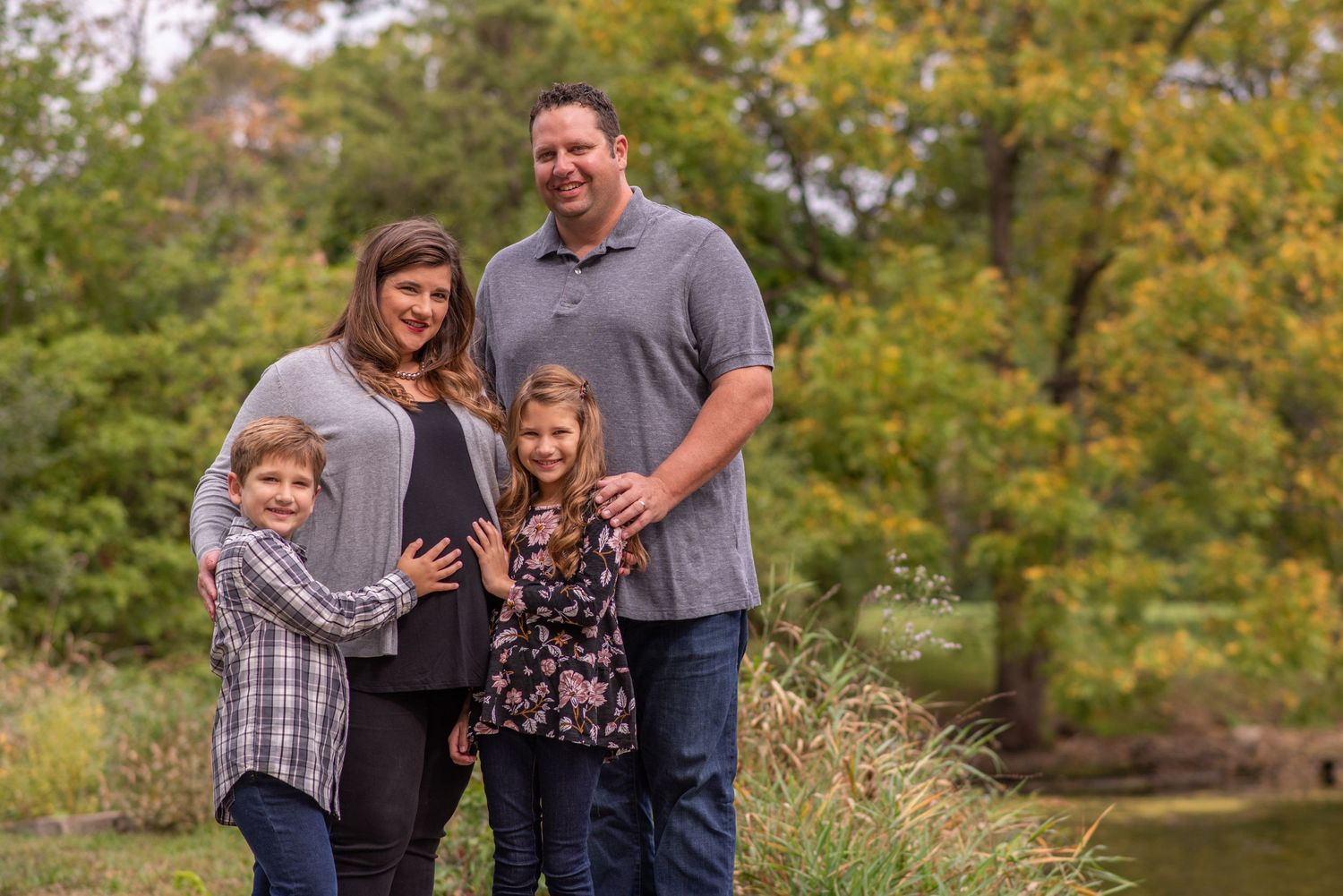 family siblings maternity love nature photo