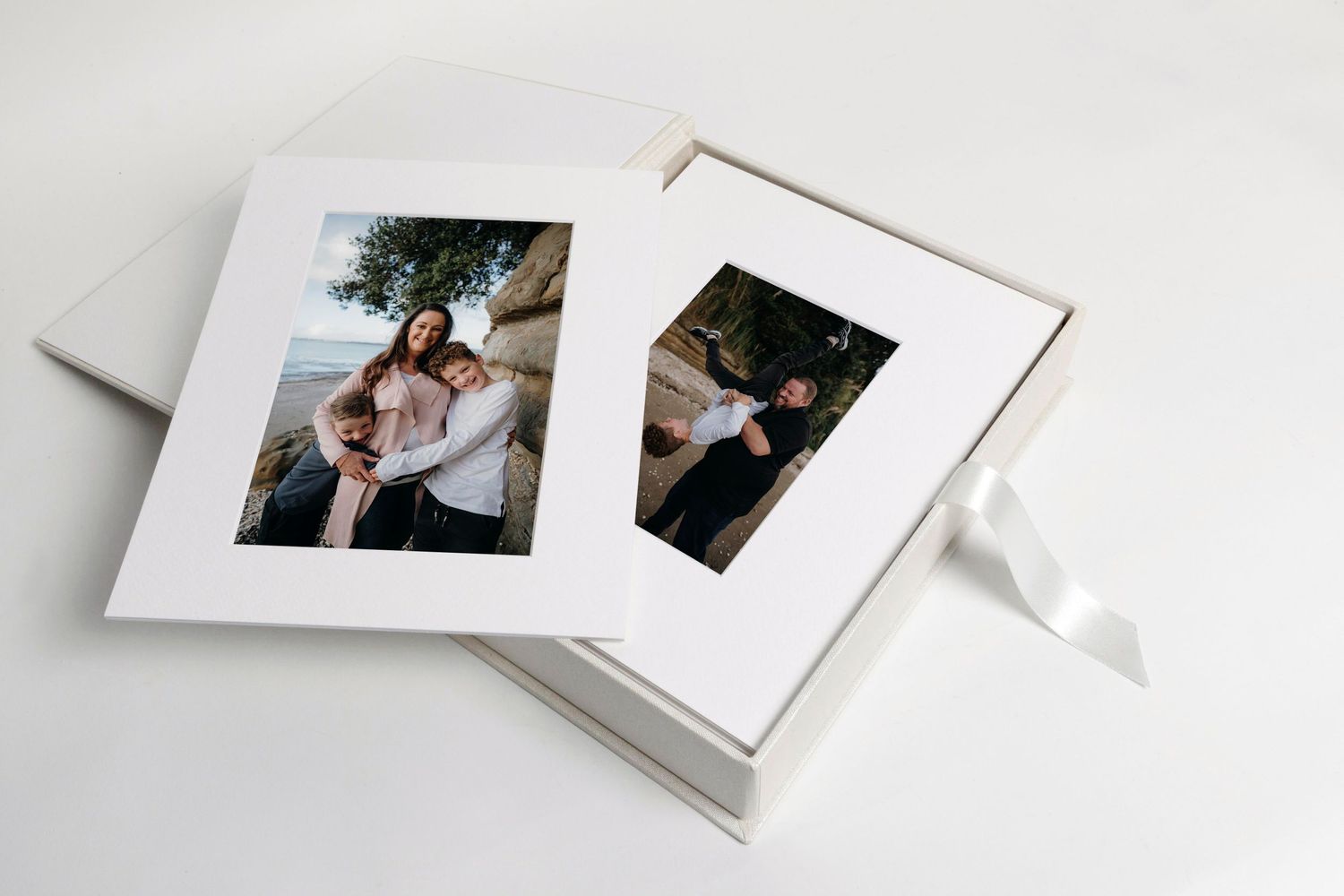 story box of images from family photoshoot with Nicole Paton photography