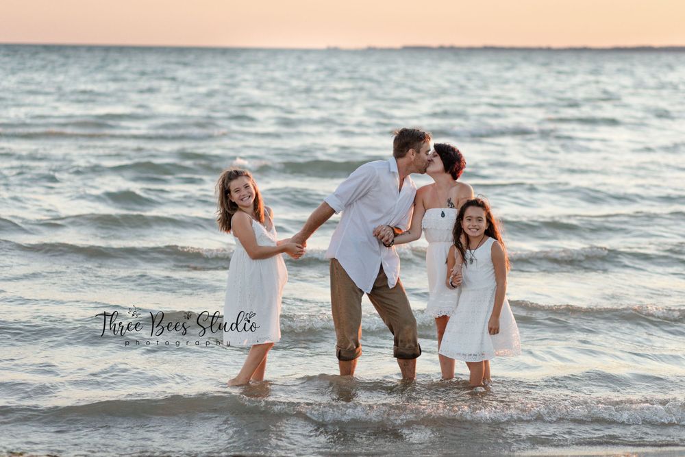 familyphotography, quinte west, trenton, brighton, cobourg ontario, family photos, photography, studio photography,