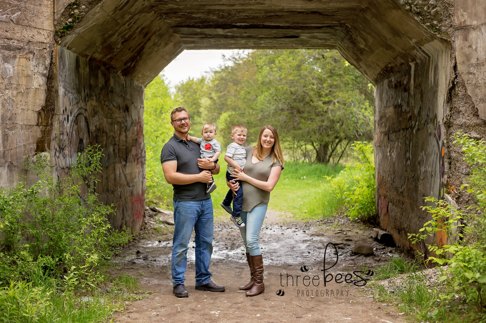 familyphotography, quinte west, trenton, brighton, cobourg ontario, family photos, photography, studio photography,