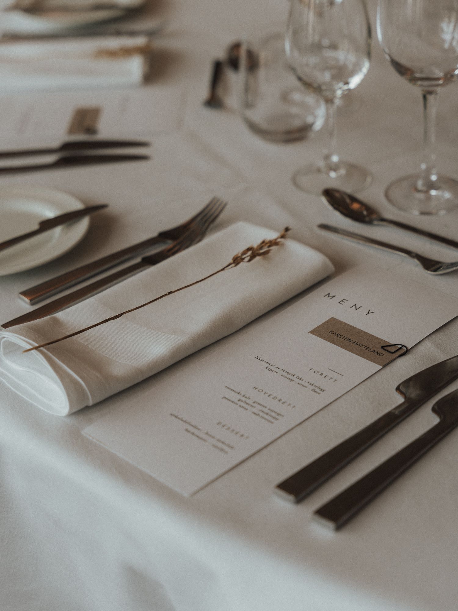 ESSENTIAL QUESTIONS TO ASK A WEDDING VENUE