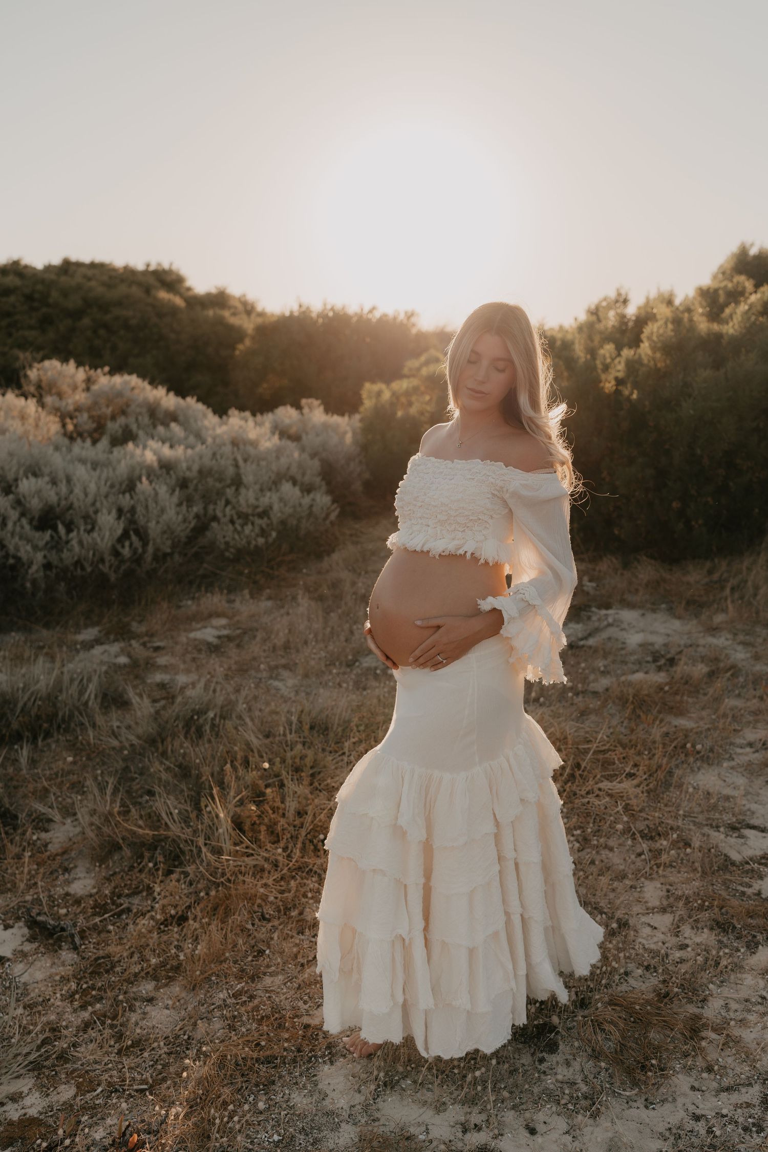 Perth lifestyle maternity photos at the beach with Photography by Beke