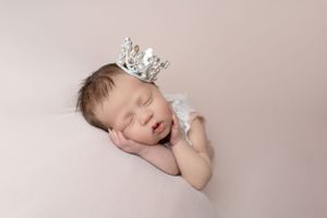 #newbornphotographer #newbornphotography #newbornphotoshoot