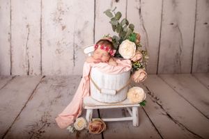 #babyphotographer #babyphotographerwithprops #newbornphotographer