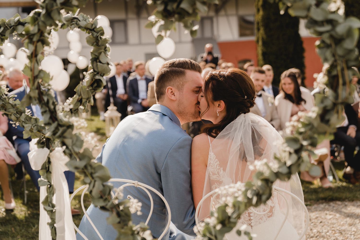 Ailinger Mühle, Hochzeitsofotgrafie, Freie Trauung, März, Hochzeit, Bad Schussenried, Hochzeitslocation, Brautpaarbilder