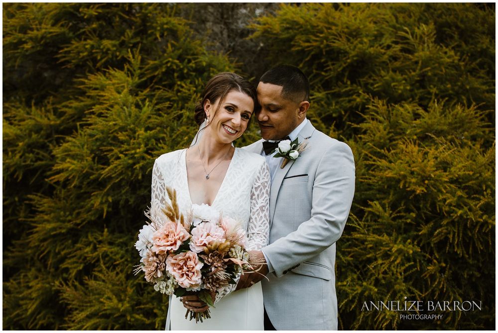 Happs Winery Wedding bride and groom portrait
