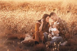 Altus Lawton Medicine Park Quartz Mountain State Park, Proteau Family Photoshoot Session, siblings, mother father, fields, Oklahoma sunset