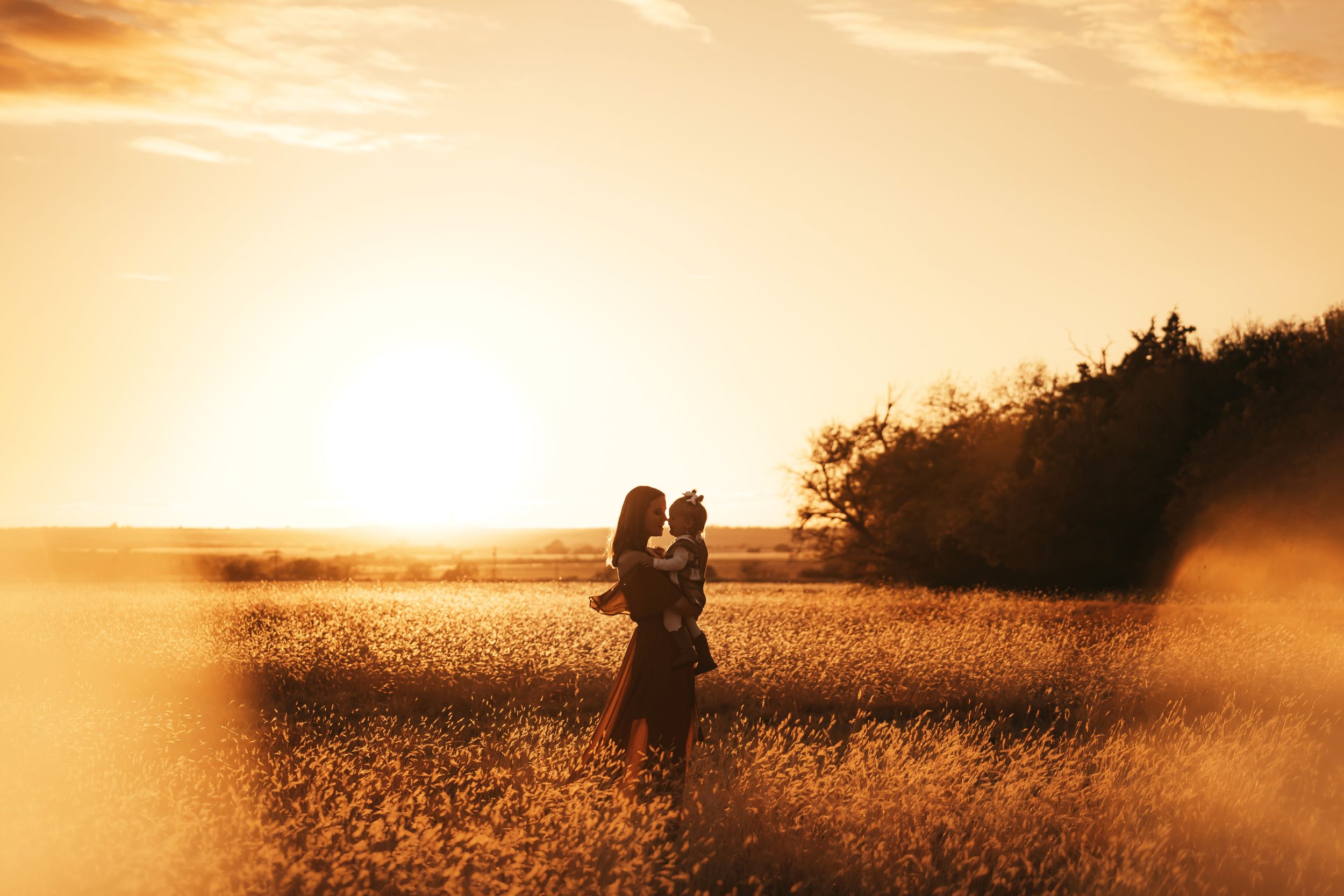 Altus Lawton Medicine Park Quartz Mountain State Park, Proteau Family Photoshoot Session, siblings, mother father, fields, Oklahoma sunset