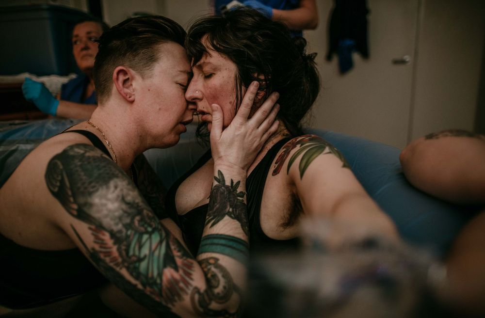 queer hospital water birth photography birth photographer kimberly marie kimble portland oregon