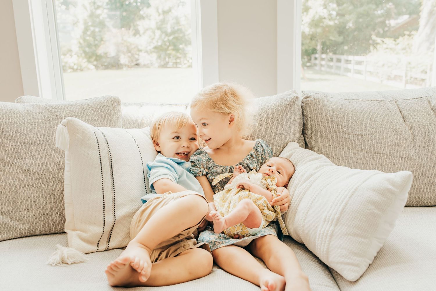 cincinnati newborn in home lifestyle photographer