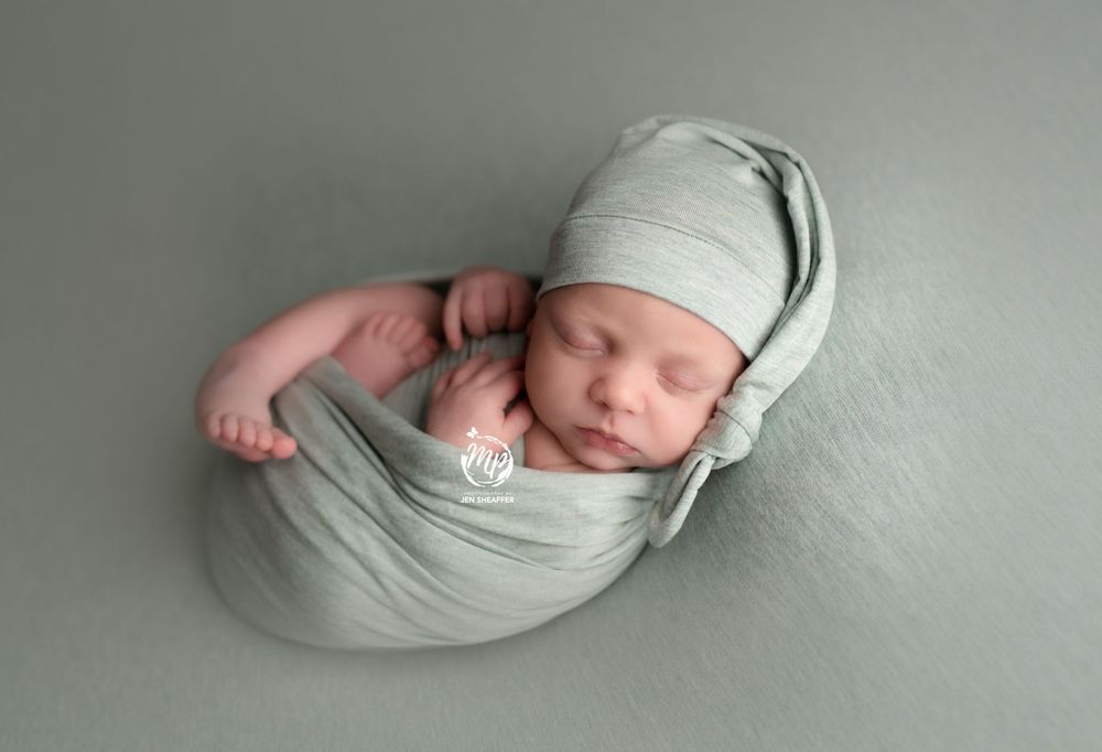 Studio newborn session mariposapix in manheim pa baby