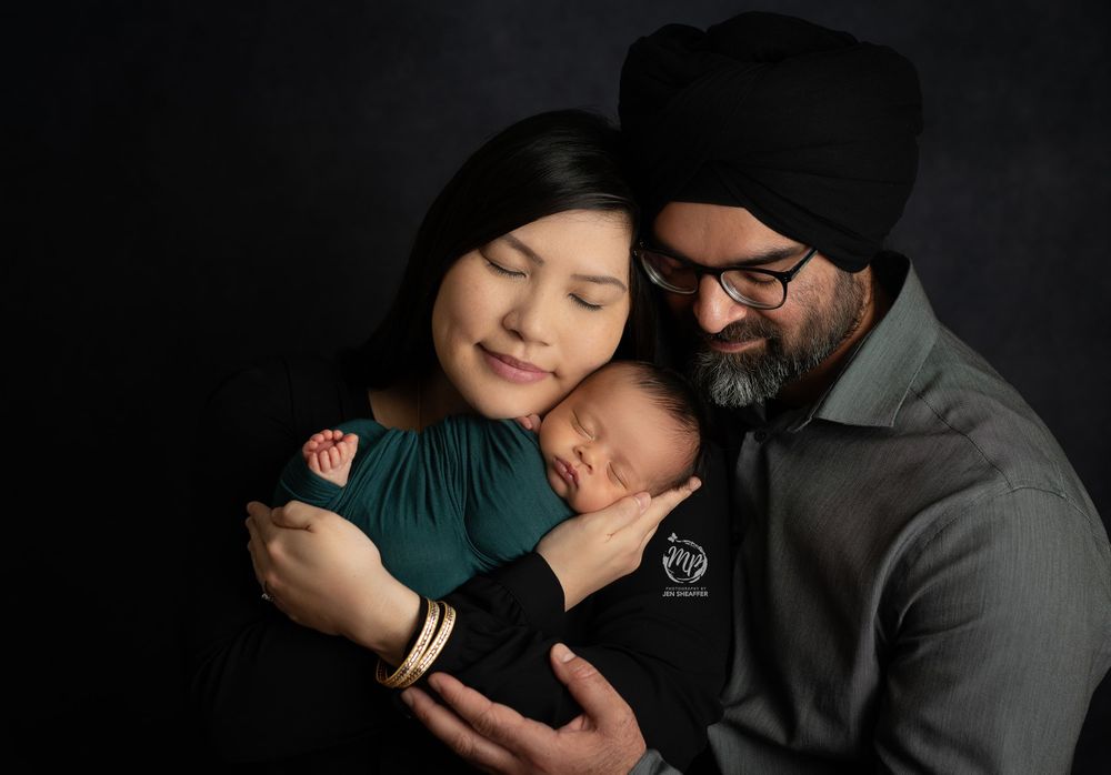 Studio newborn session mariposapix in manheim pa baby sibling parents