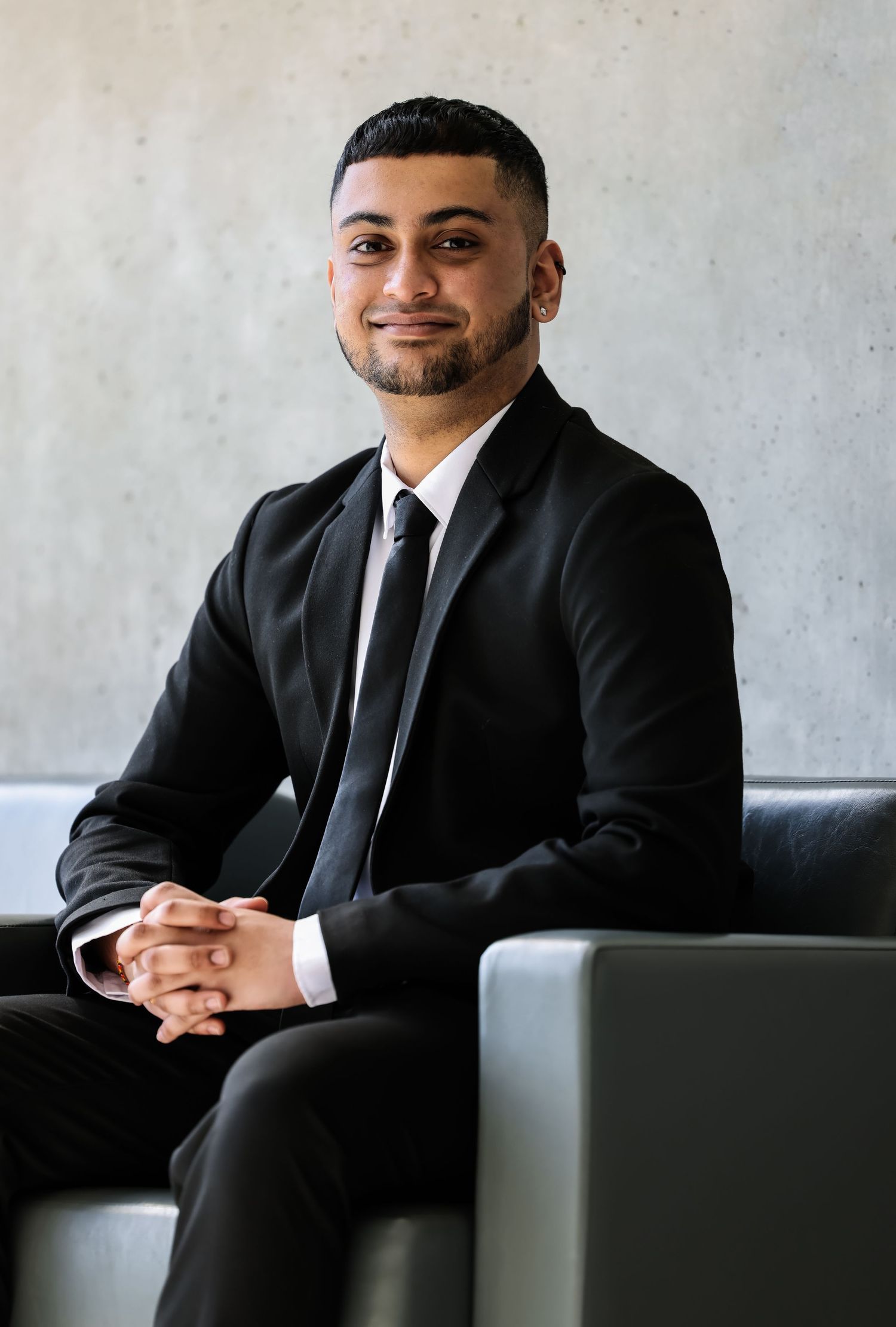 Professional Headshot for Pravin Thayaparan